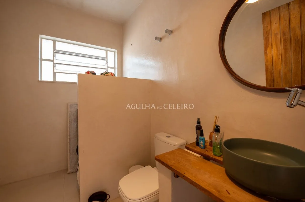 Casa com quintal à venda na Alto de Pinheiros – 17099