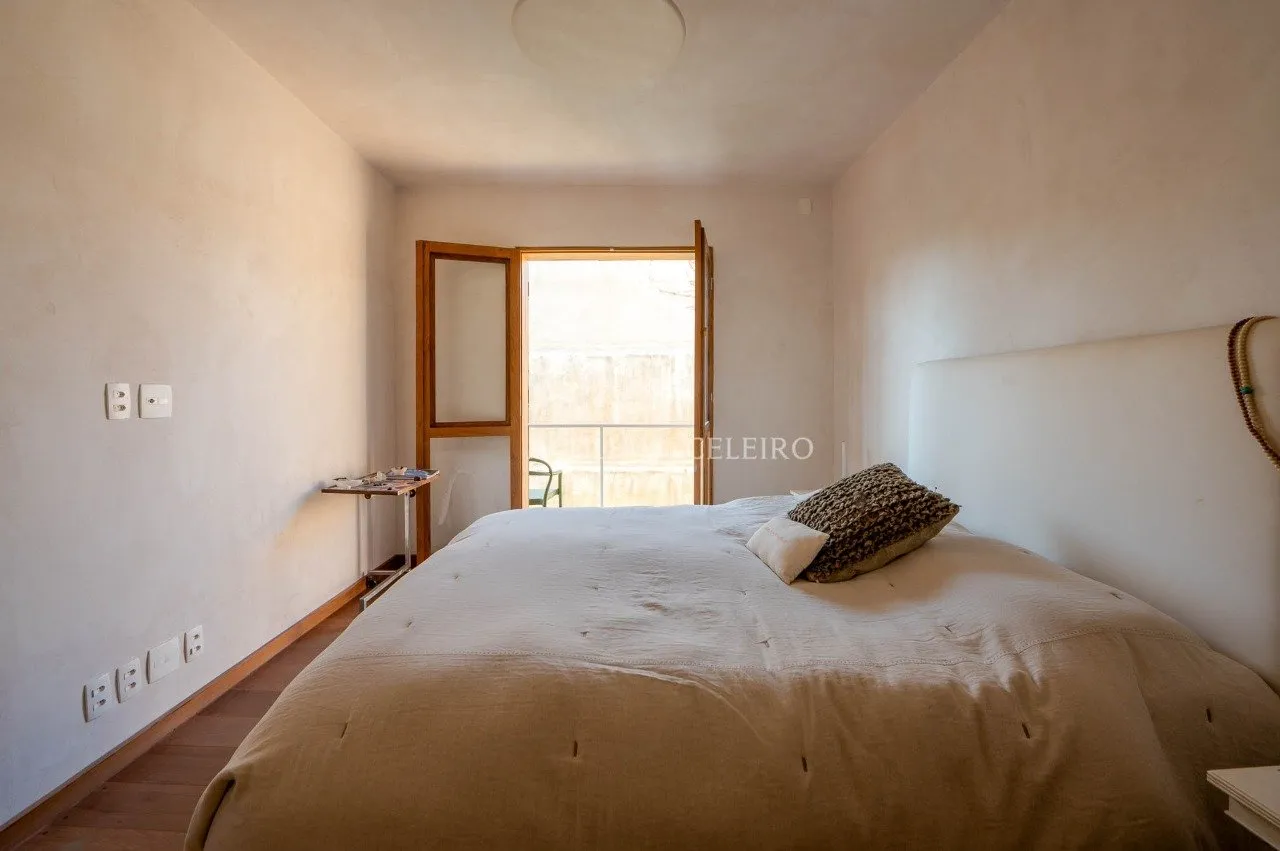 Casa com quintal à venda na Alto de Pinheiros – 17099