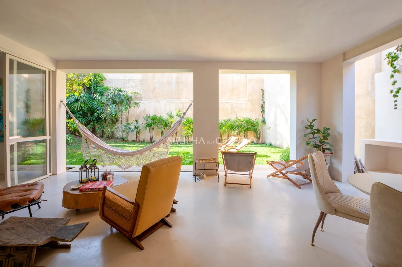 Casa com quintal à venda na Alto de Pinheiros – 17099