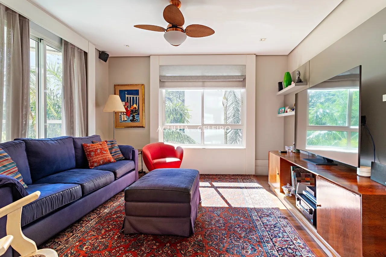 Apartamento com Planta e Varanda Incríveis – 17130