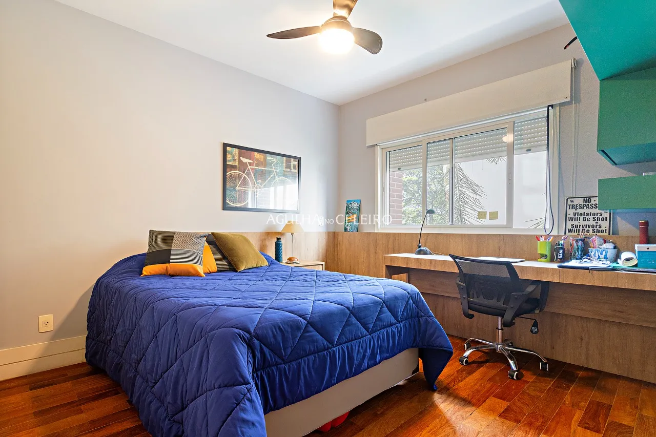 Apartamento com Planta e Varanda Incríveis – 17130