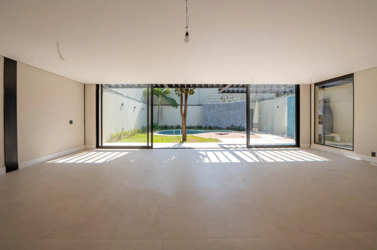 Casa à venda com 4 suítes no Jardim Paulista – 17157