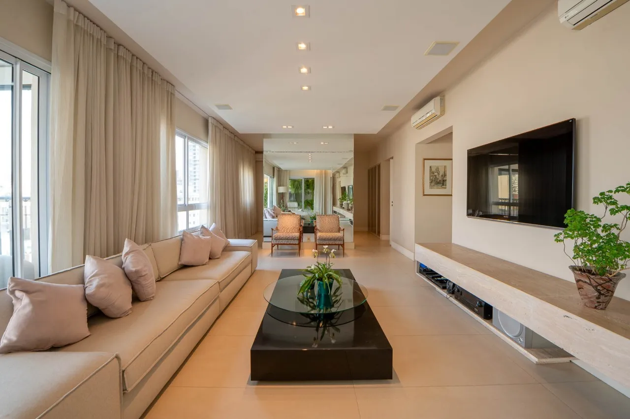 Apartamento com varanda gourmet em edifício elegante e com lazer na Vila Nova Conceição. – 17217