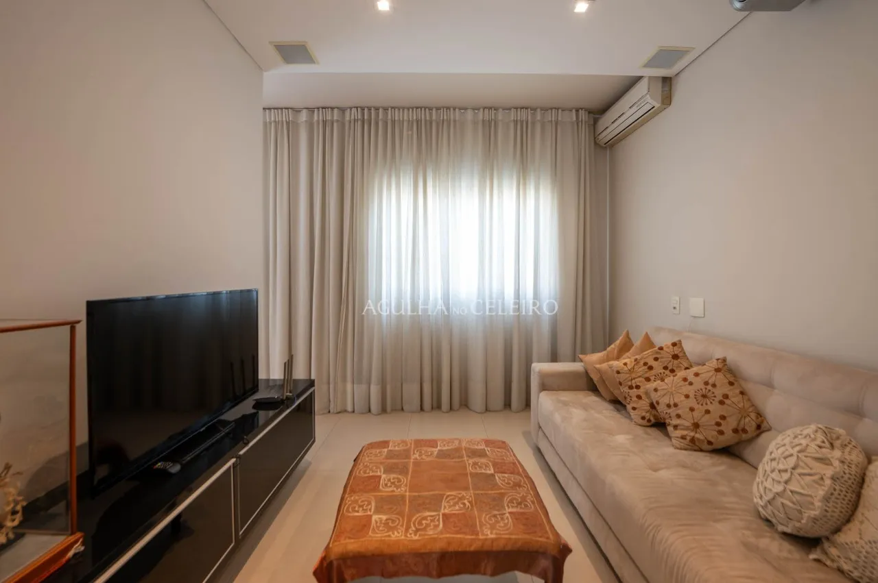 Apartamento com varanda gourmet em edifício elegante e com lazer na Vila Nova Conceição. – 17217