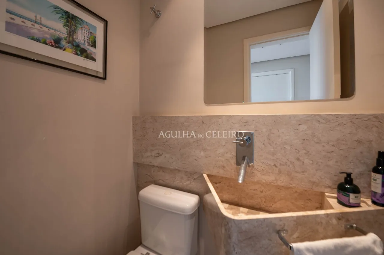 Apartamento com varanda gourmet em edifício elegante e com lazer na Vila Nova Conceição. – 17217