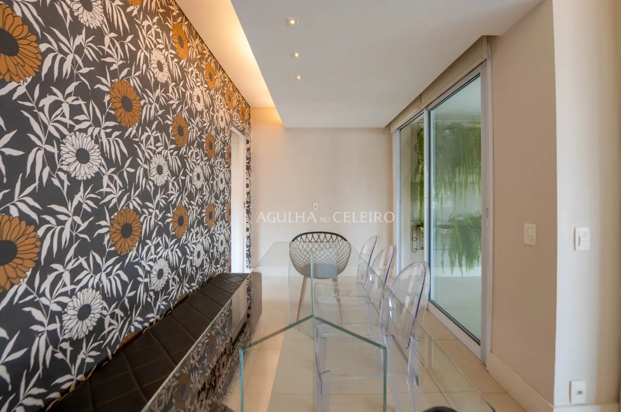 Apartamento com varanda gourmet em edifício elegante e com lazer na Vila Nova Conceição. – 17217