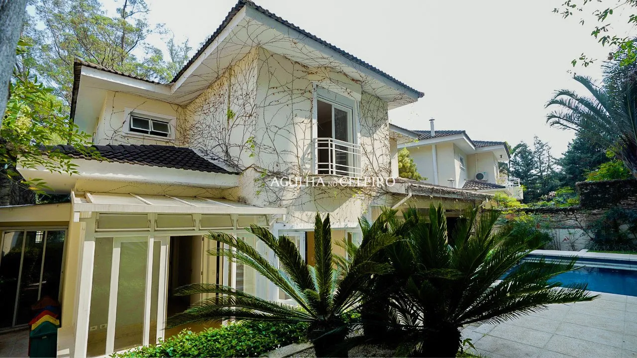 Deliciosa casa de condomínio a venda no Jardim Guedala – 17377