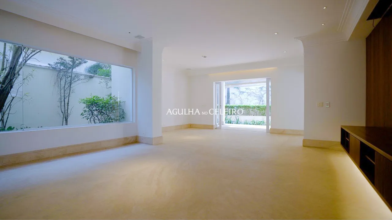 Deliciosa casa de condomínio a venda no Jardim Guedala – 17377