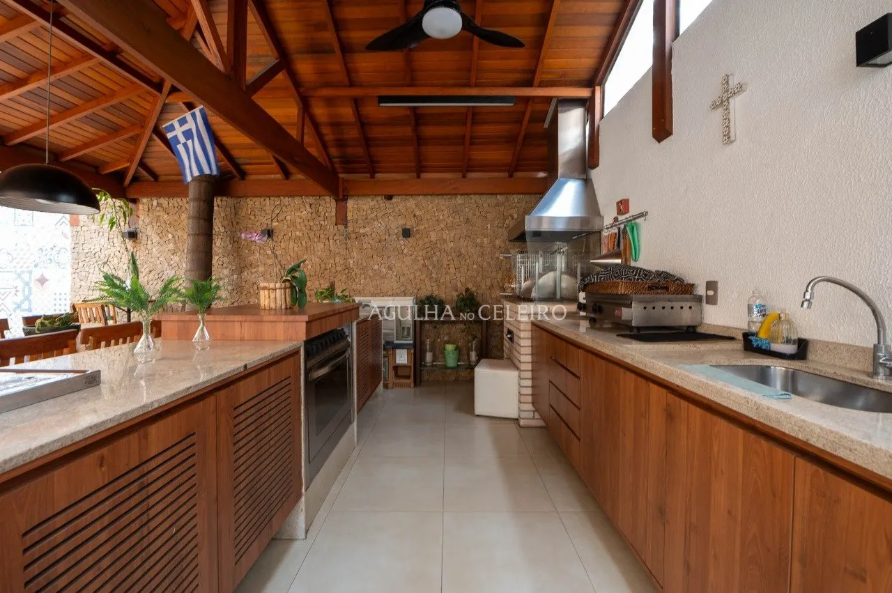 Casa de condomínio reformada à venda no Campo Belo – 17379