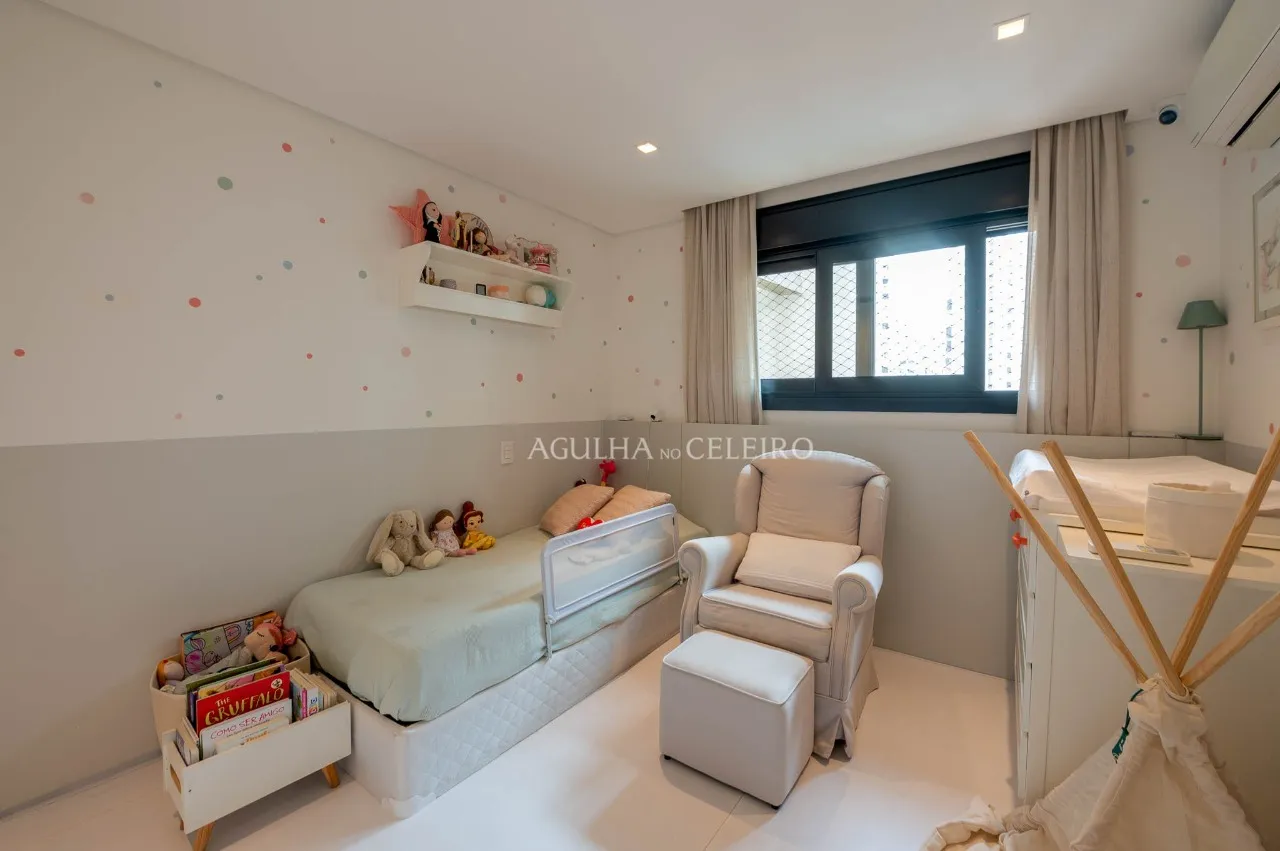 Apartamento reformado à venda no Itaim Bibi – 17382