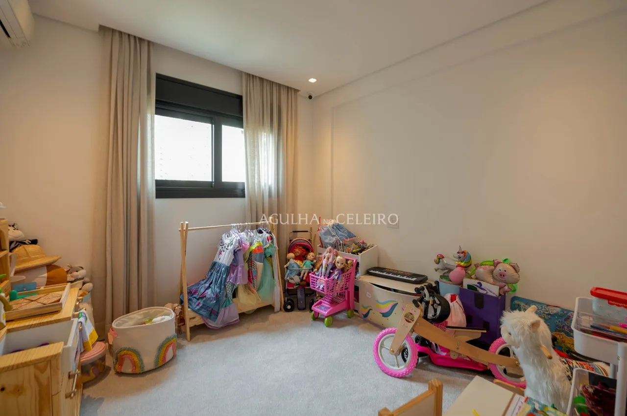 Apartamento reformado à venda no Itaim Bibi – 17382