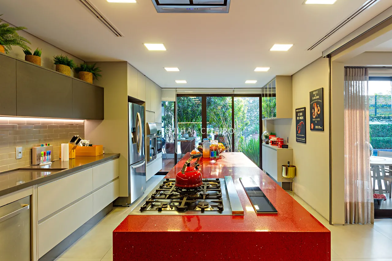 Linda casa em excelente localização no Jardim Guedala – 17408