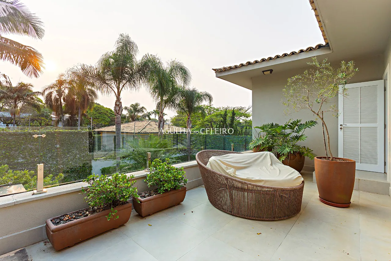 Linda casa em excelente localização no Jardim Guedala – 17408