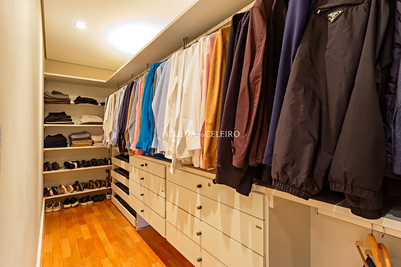 Linda casa em excelente localização no Jardim Guedala – 17408