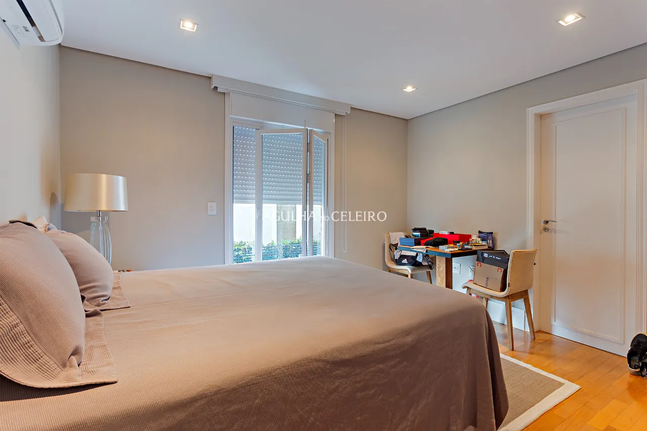 Linda casa em excelente localização no Jardim Guedala – 17408