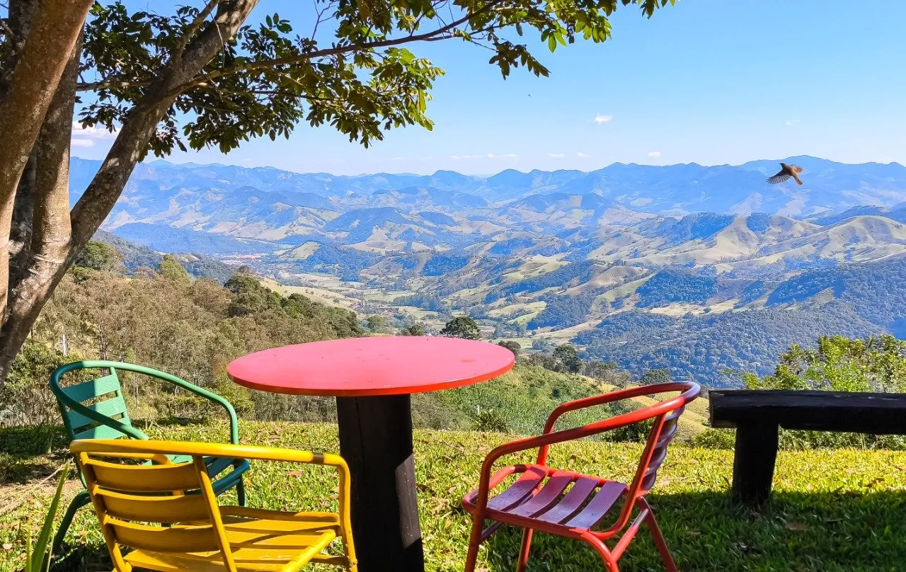 Casa com projeto super charmoso e acolhedor, para viver dias tranquilos em São Bento do Sapucaí. – 17424 - IMG_20240607_105542