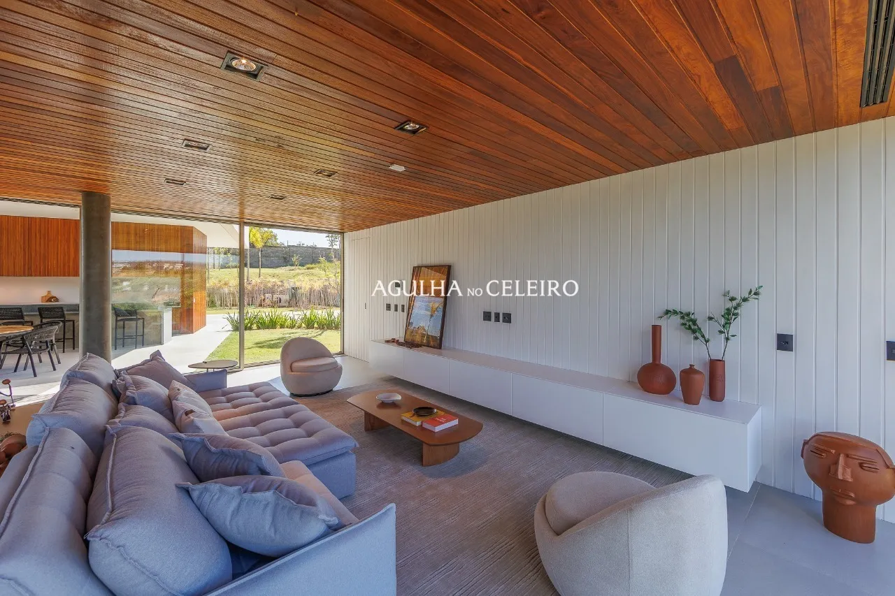 Casa linda e charmosa em Terras de São José II – 17488