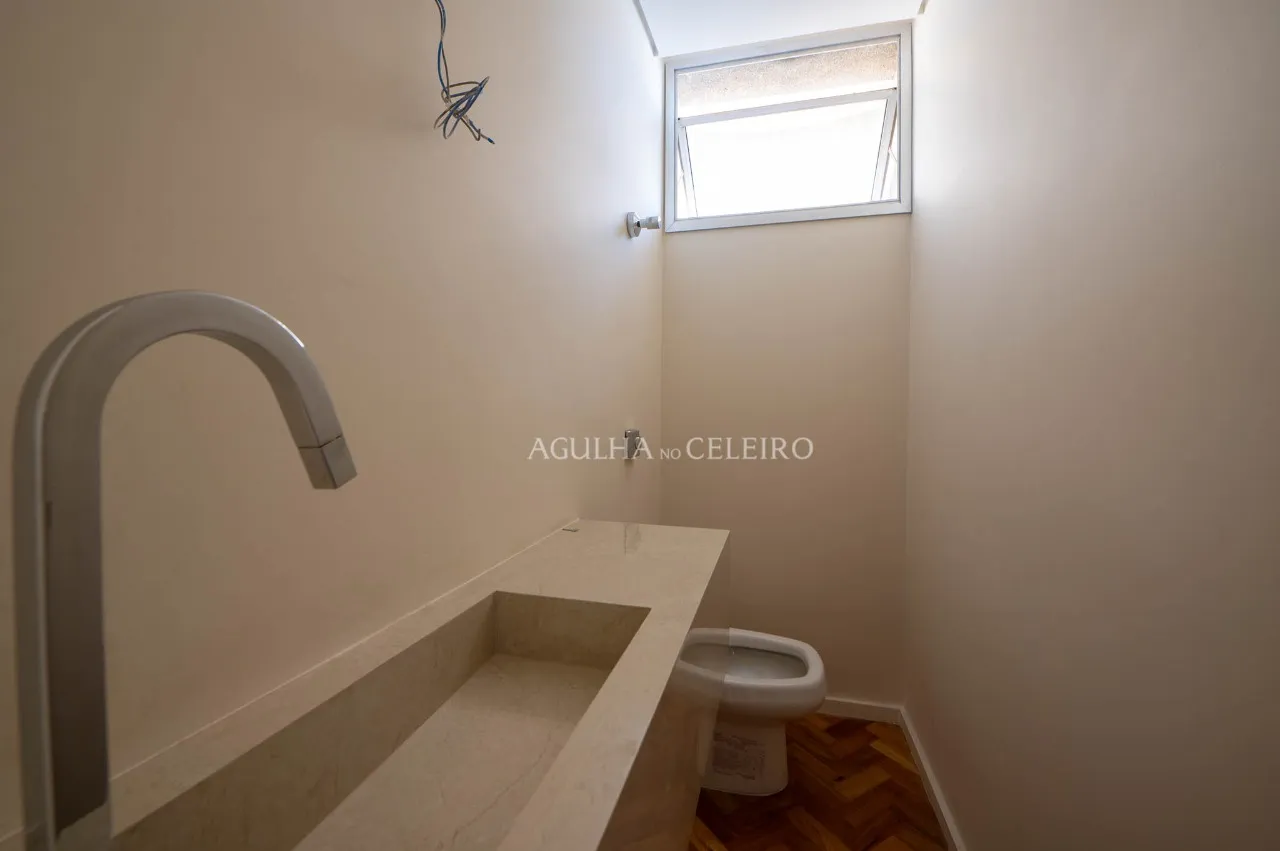 Reforforma por Gilda Meirelles, janelas piso teto no baixo Jardins. – 17516