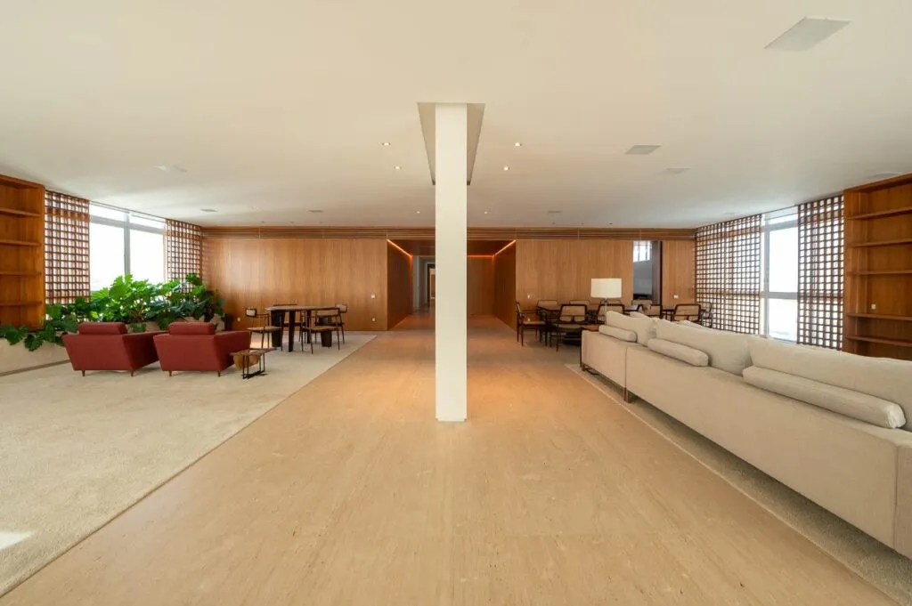 Apartamento à venda em localização estratégica e desejada no Jardim América. – AP3180