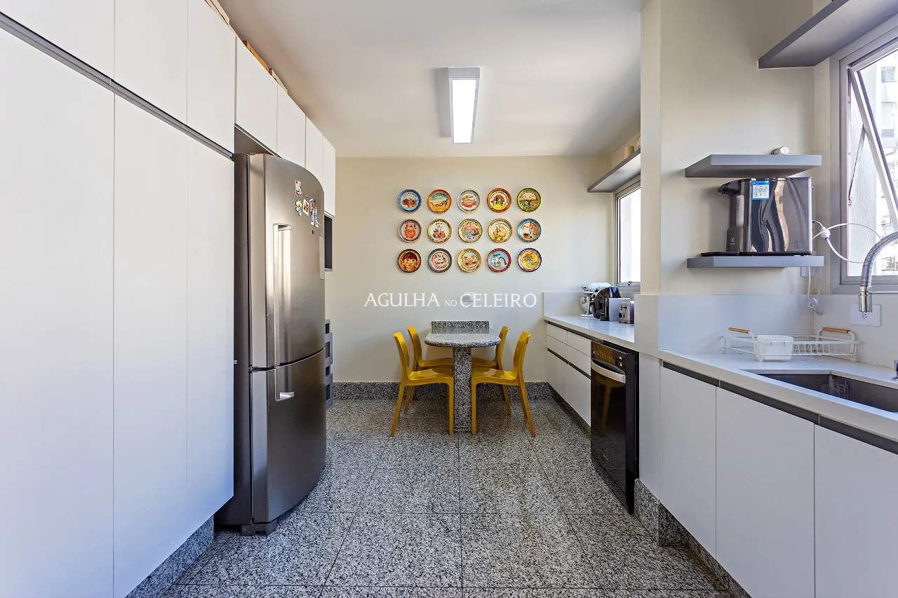 Apartamento impecável em localização nobre. – AP3681