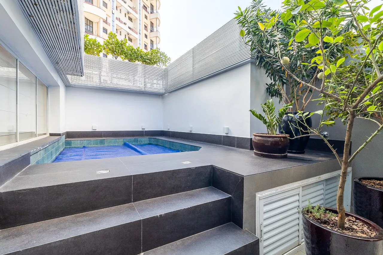 Cobertura com projeto moderno, iluminado e área externa super relaxante, no melhor do Itaim Bibi. – CO0570