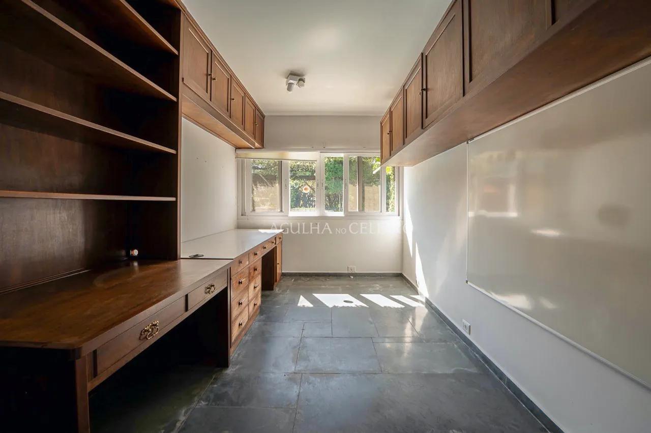 uma-casa-excepcional-para-viver-todos-os-seus-sonhos-no-jardim-guedala-17076-12