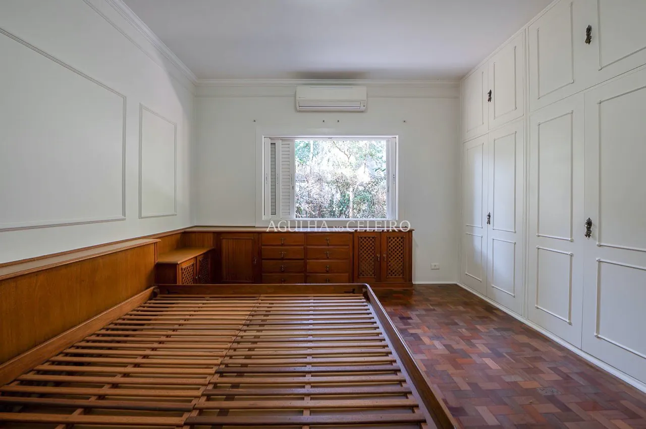 uma-casa-excepcional-para-viver-todos-os-seus-sonhos-no-jardim-guedala-17076-16