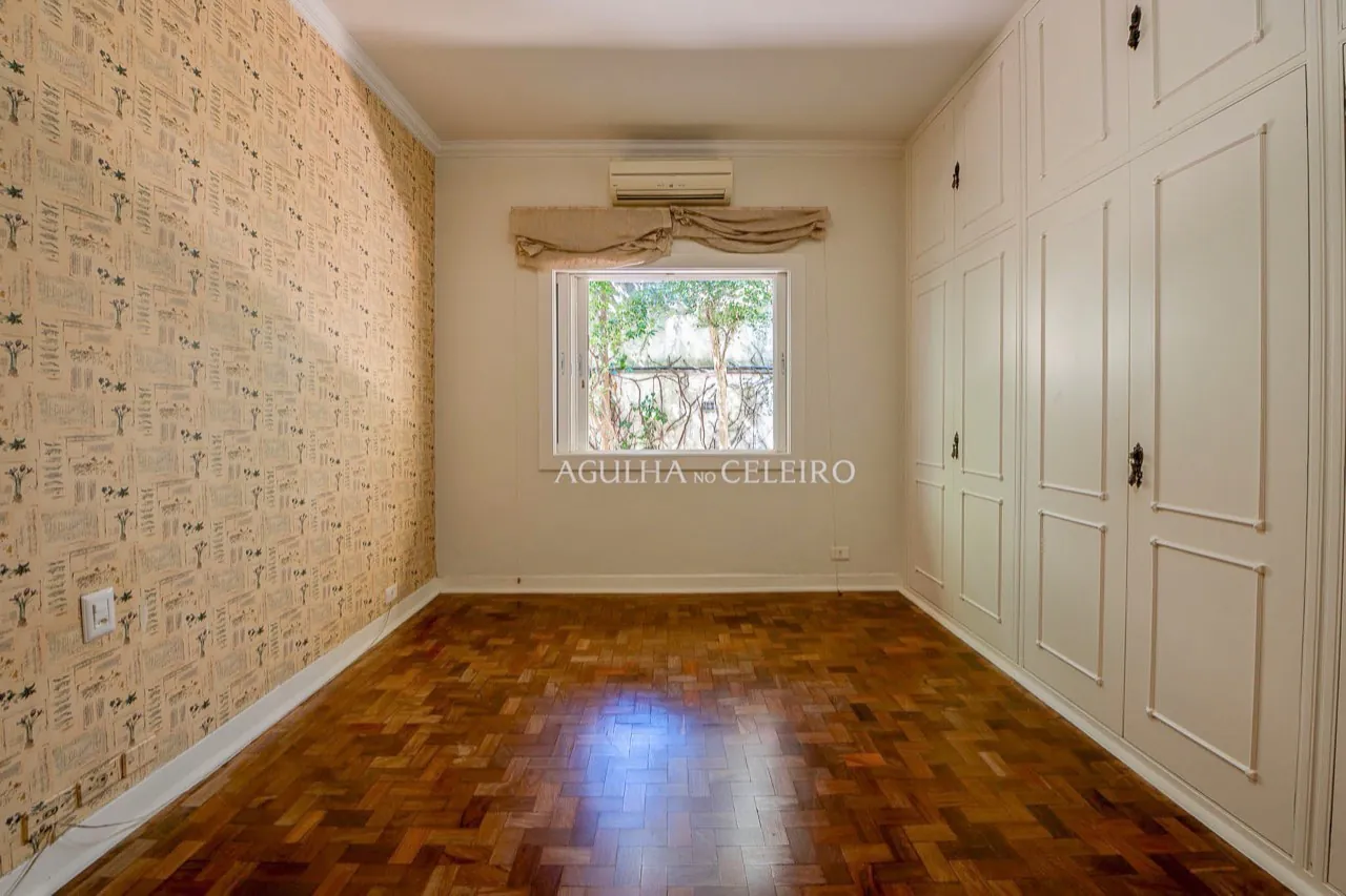 uma-casa-excepcional-para-viver-todos-os-seus-sonhos-no-jardim-guedala-17076-21