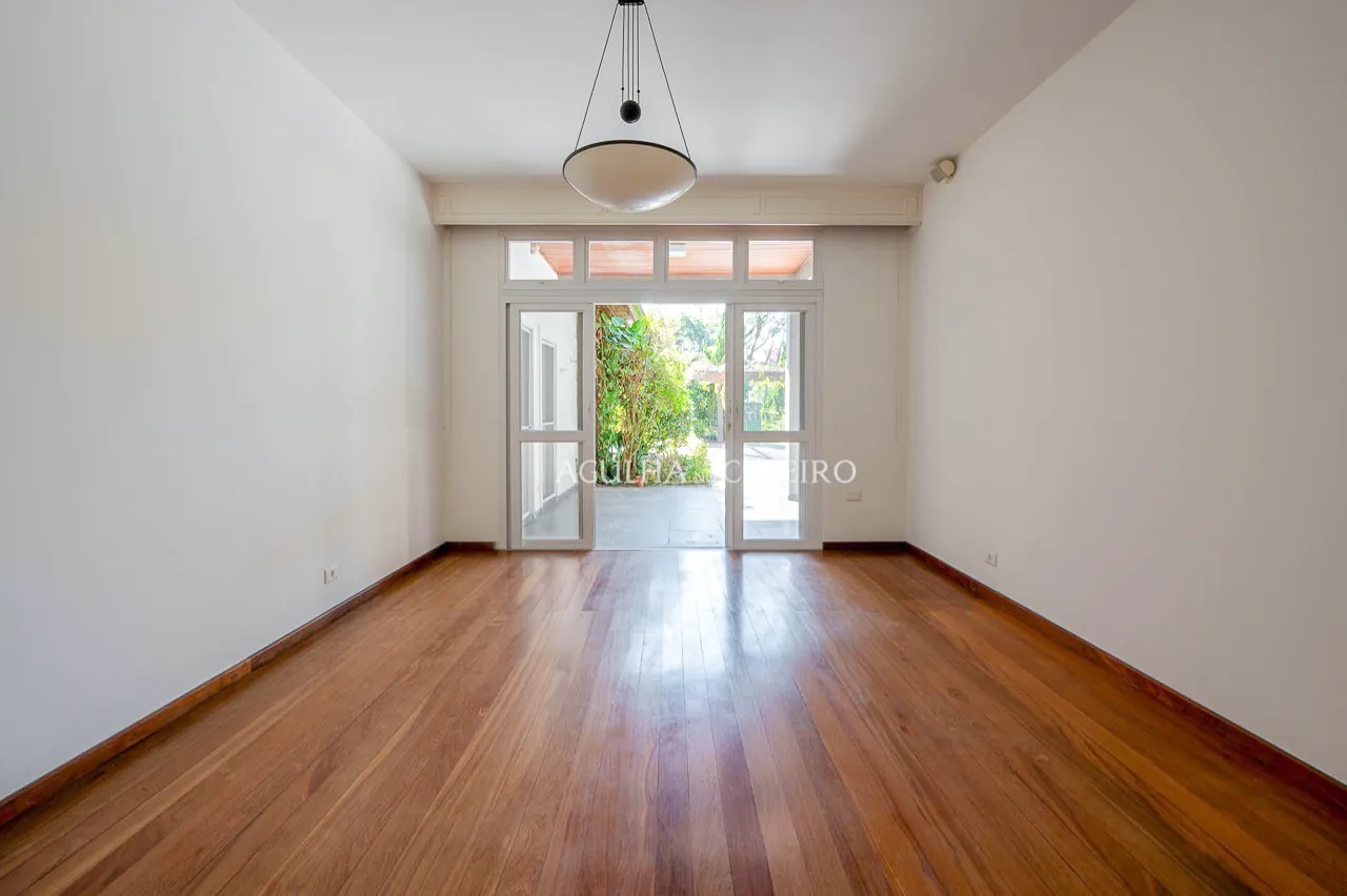 uma-casa-excepcional-para-viver-todos-os-seus-sonhos-no-jardim-guedala-17076-9