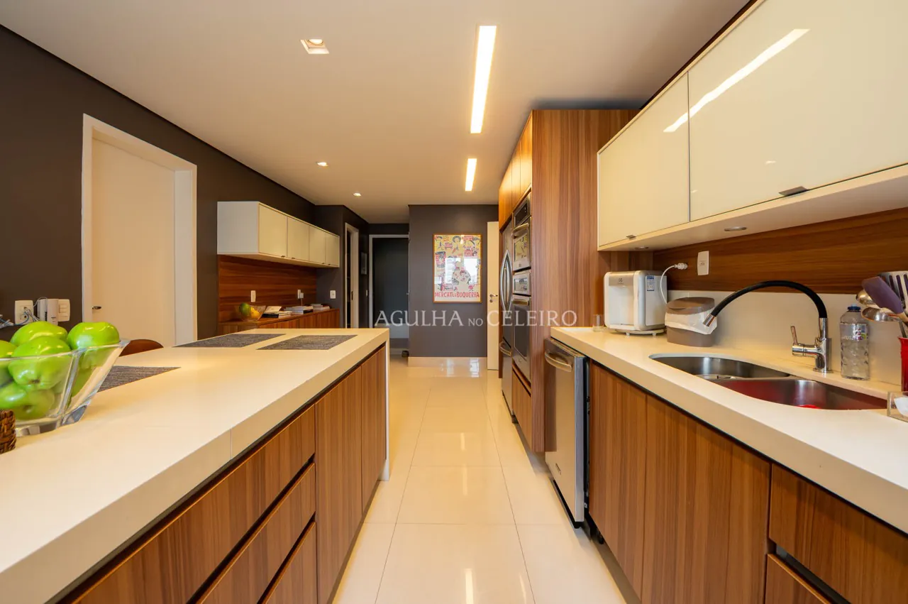 apartamento-com-pe-direito-duplo-e-varanda-aconchegante-a-venda-no-campo-belo-17710-19