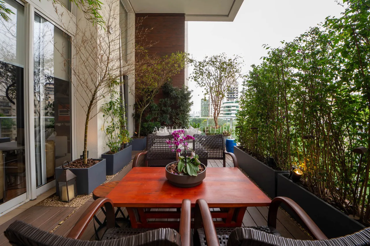 apartamento-com-pe-direito-duplo-e-varanda-aconchegante-a-venda-no-campo-belo-17710-4