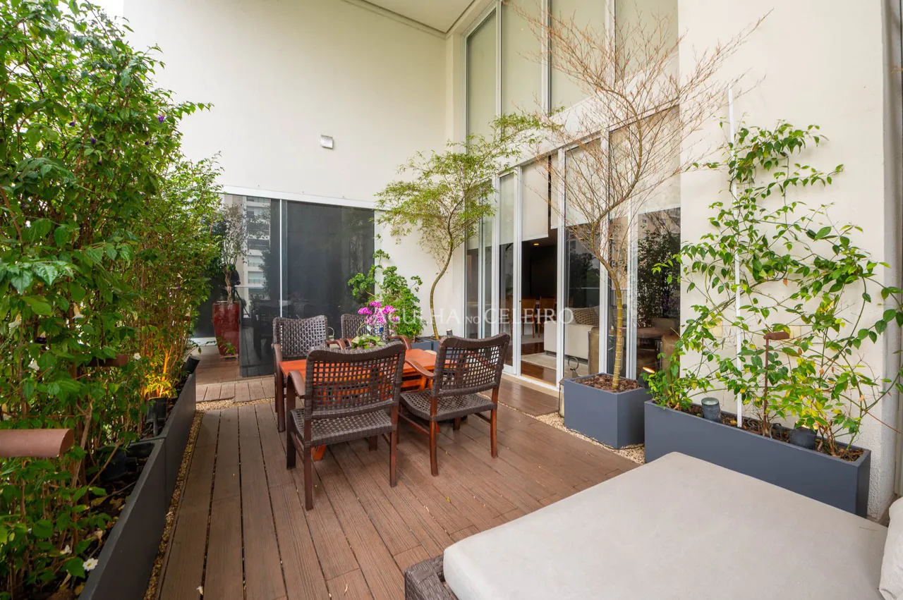 apartamento-com-pe-direito-duplo-e-varanda-aconchegante-a-venda-no-campo-belo-17710-5