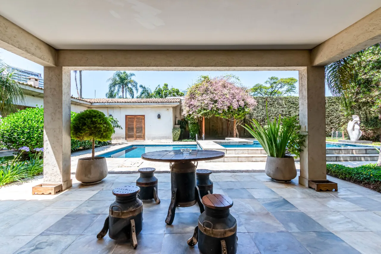 casa-repleta-de-tranquilidade-com-muito-charme-e-projeto-de-fernanda-marques-no-cidade-jardim-17791-3