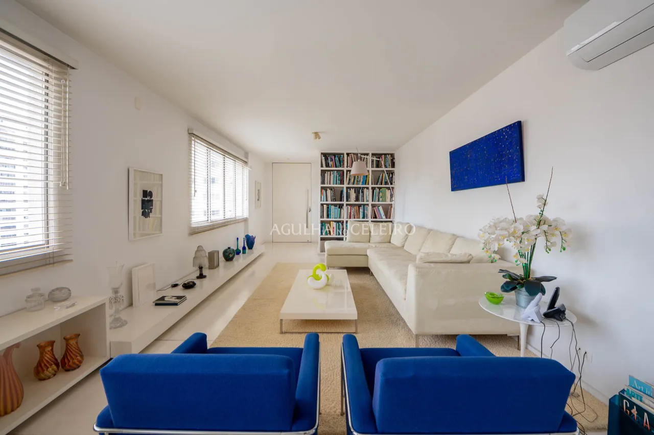 Apartamento à venda em rua cobiçada no Jardim America. – 12530