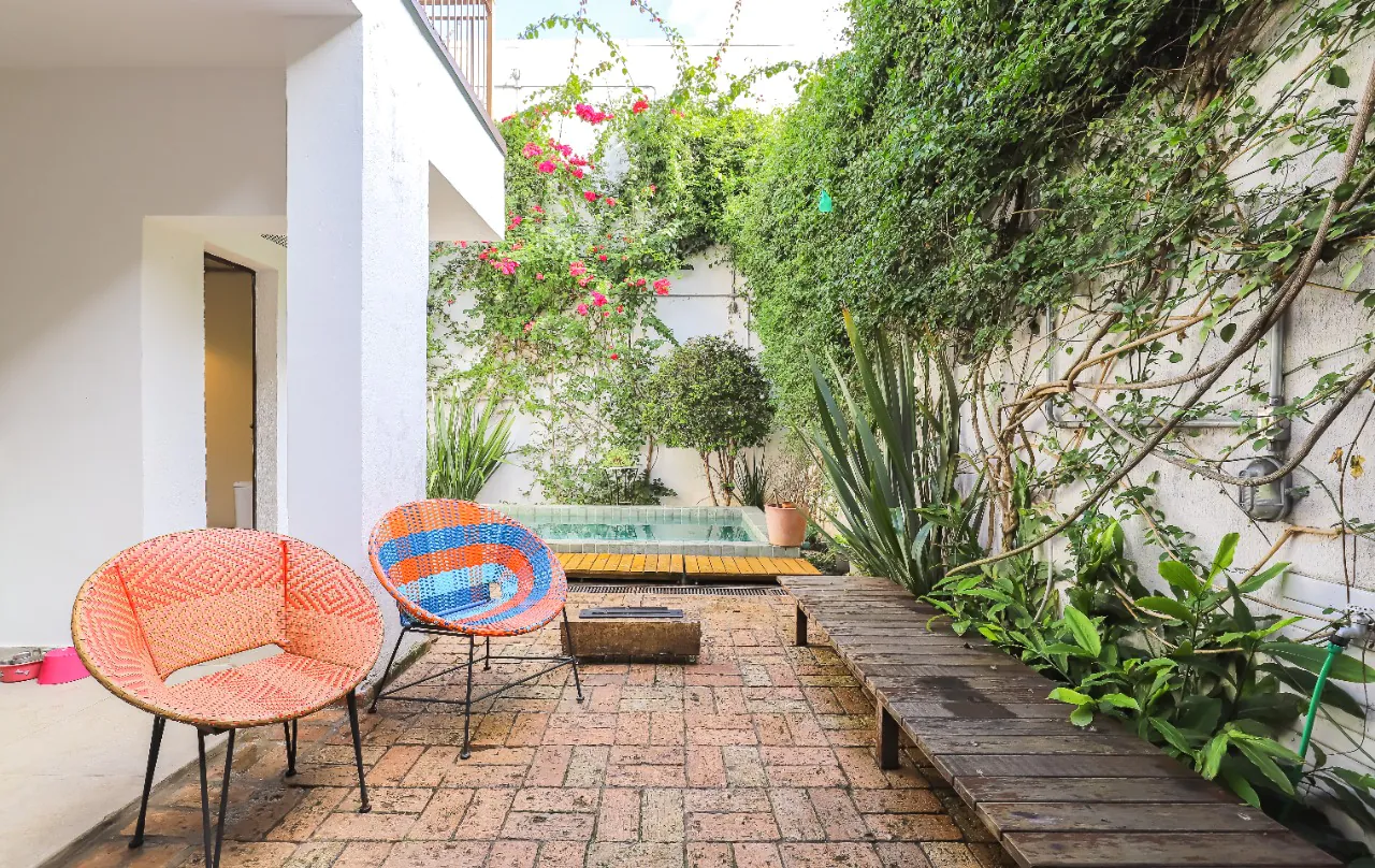 Casa aconchegante, com jardim exclusivo e décor ímpar no Jardim Paulista. – 13098 - IMG_1915