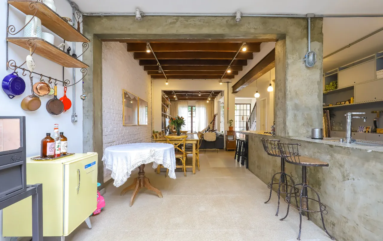 Casa aconchegante, com jardim exclusivo e décor ímpar no Jardim Paulista. – 13098 - IMG_1887