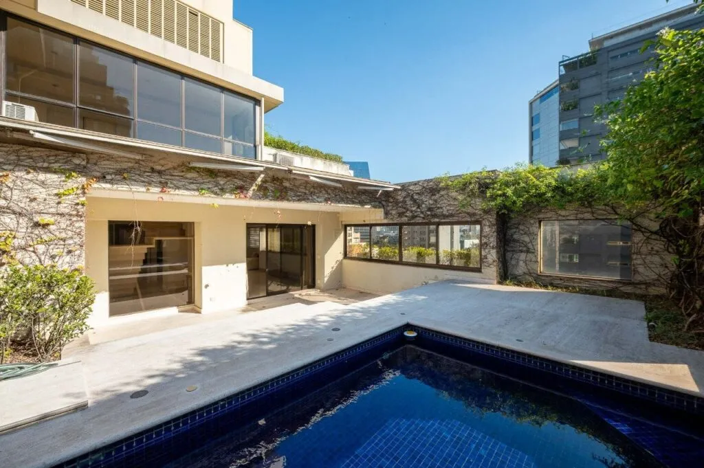 Cobertura Triplex para venda no Itaim. – 16668