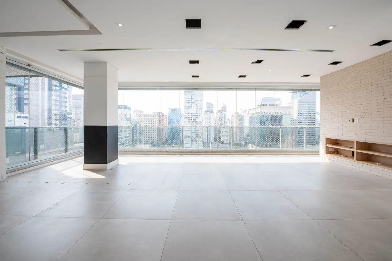 Apartamento espaçoso e iluminado à venda na Vila Olímpia – 17287