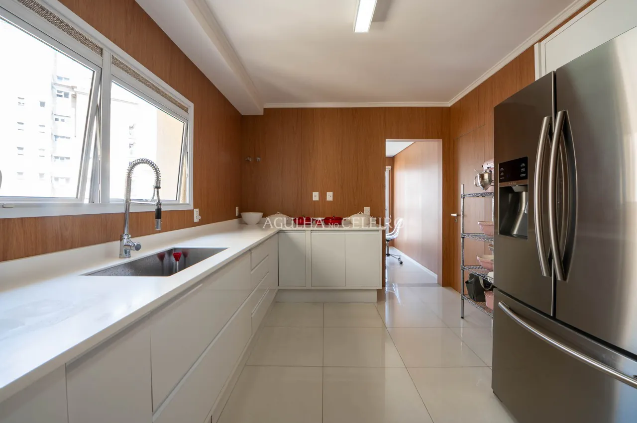 Apartamento todo reformado com a melhor planta de Perdizes. – 17532