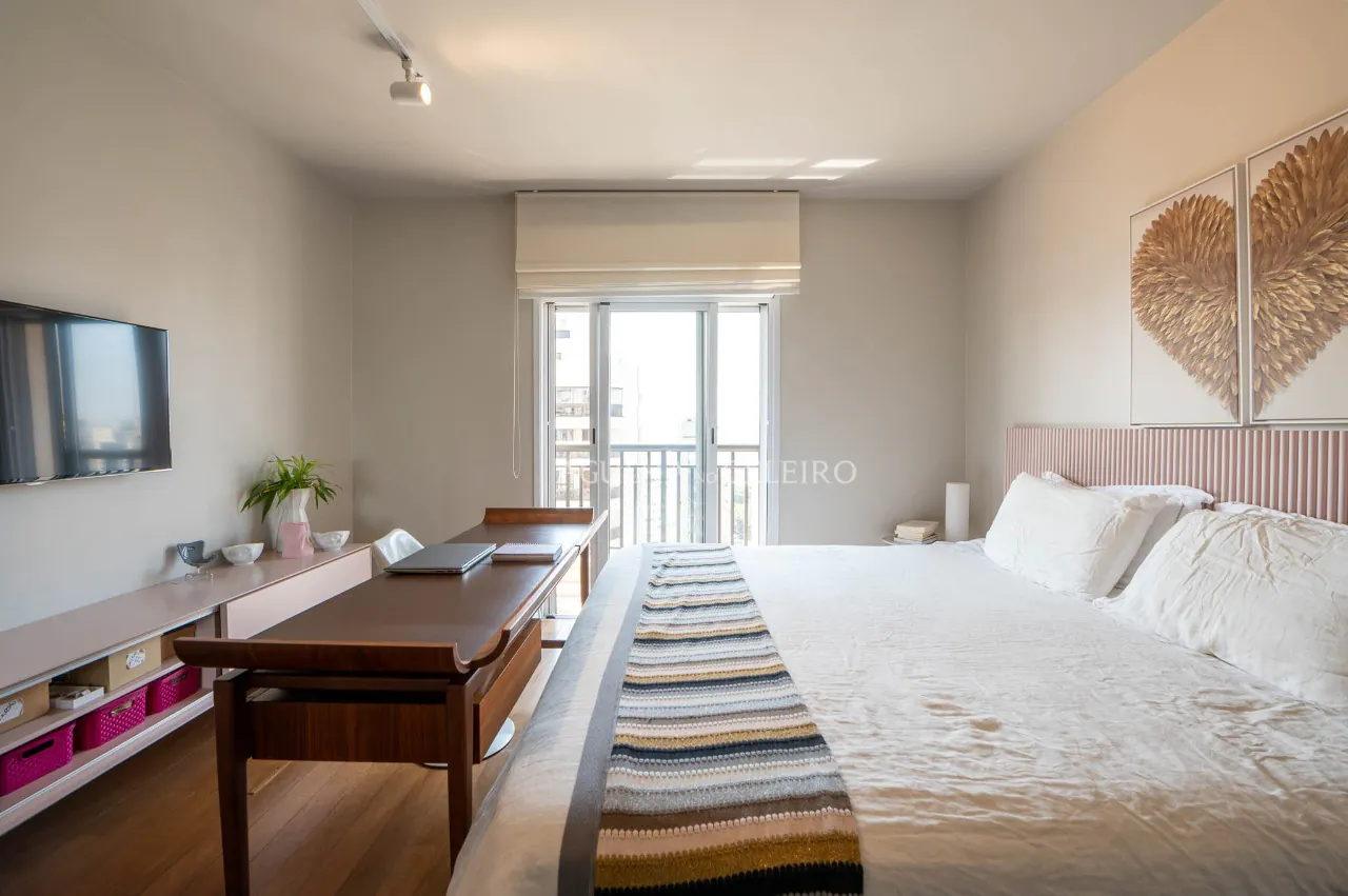 Apartamento todo reformado com a melhor planta de Perdizes. – 17532