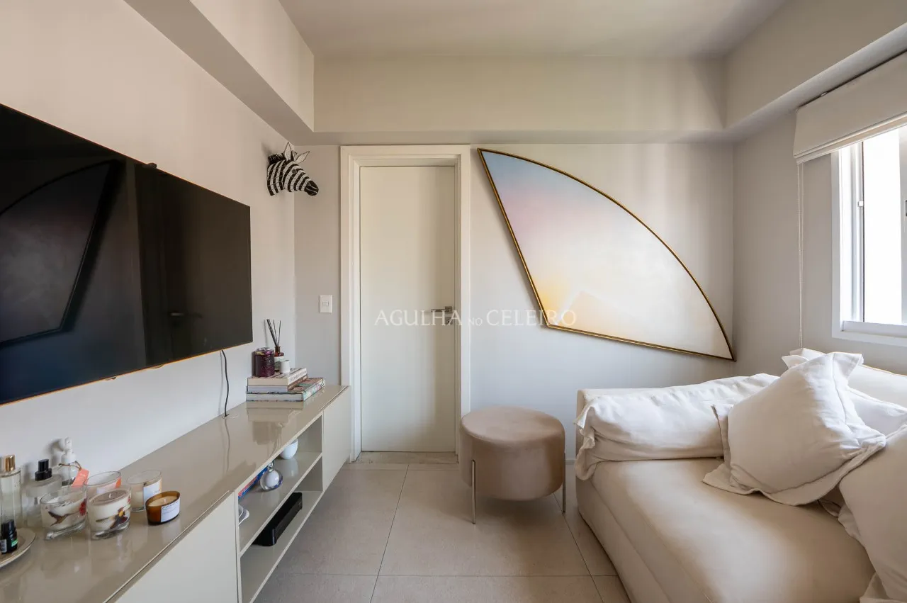 Apartamento todo reformado com a melhor planta de Perdizes. – 17532