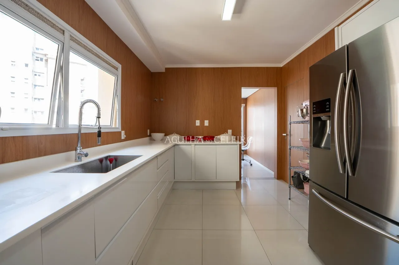 Apartamento todo reformado com a melhor planta de Perdizes. – 17532