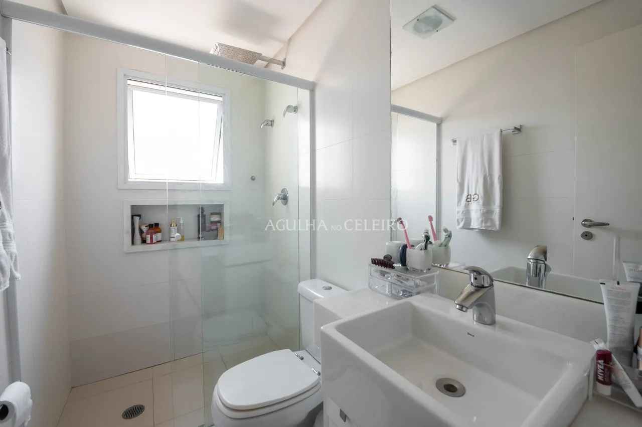 Apartamento todo reformado com a melhor planta de Perdizes. – 17532