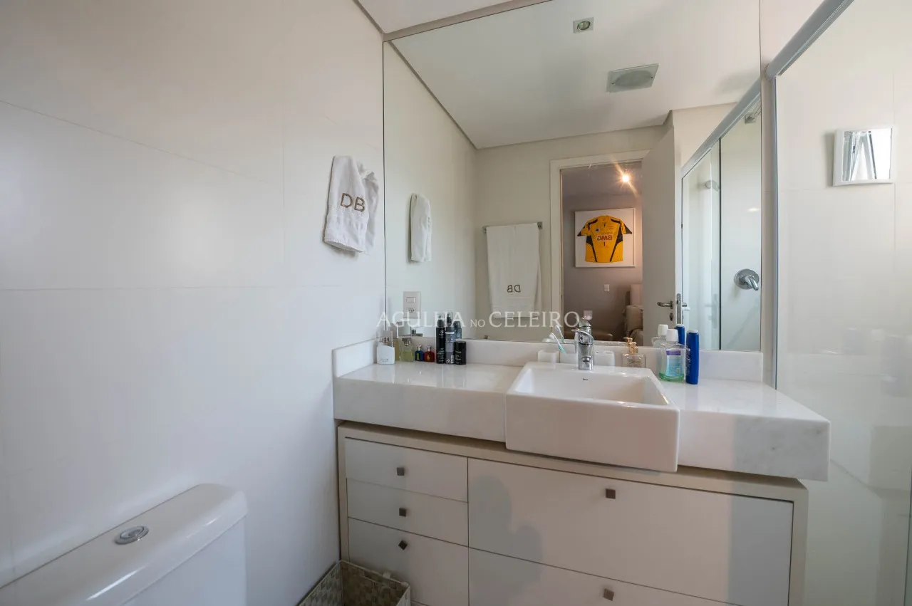 Apartamento todo reformado com a melhor planta de Perdizes. – 17532