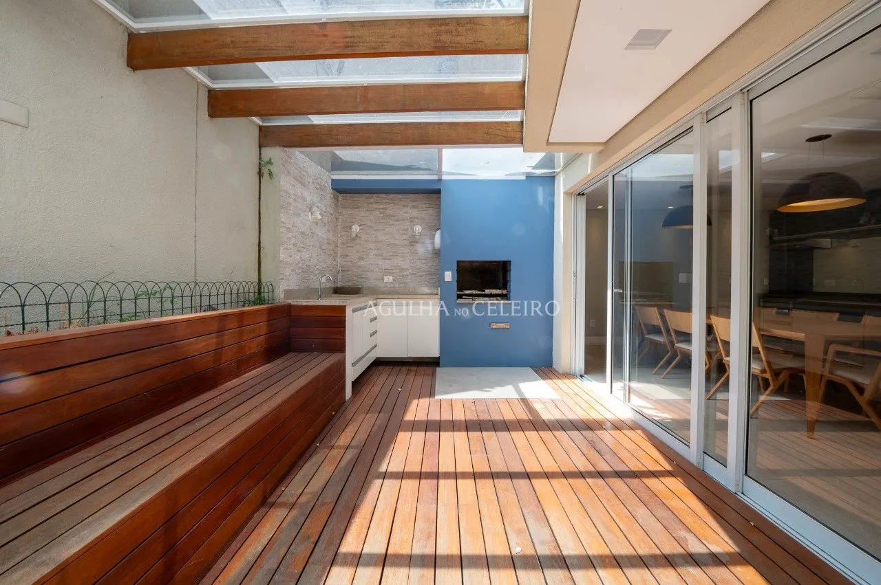 Casa de condomínio reformada à venda na Vila Madalena – 17622