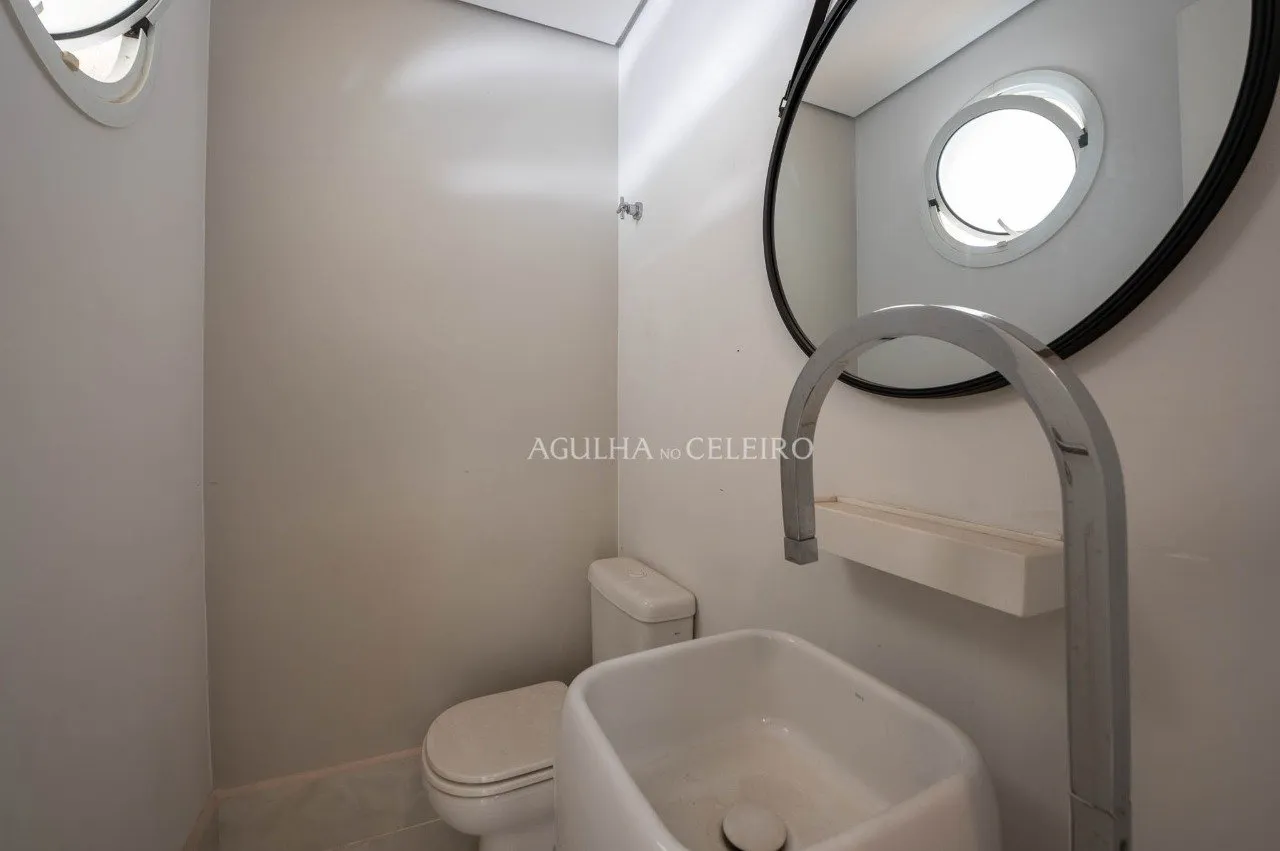 Casa de condomínio reformada à venda na Vila Madalena – 17622