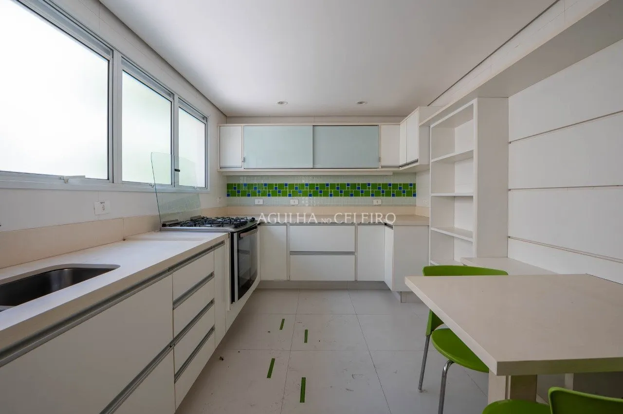 Casa de condomínio reformada à venda na Vila Madalena – 17622