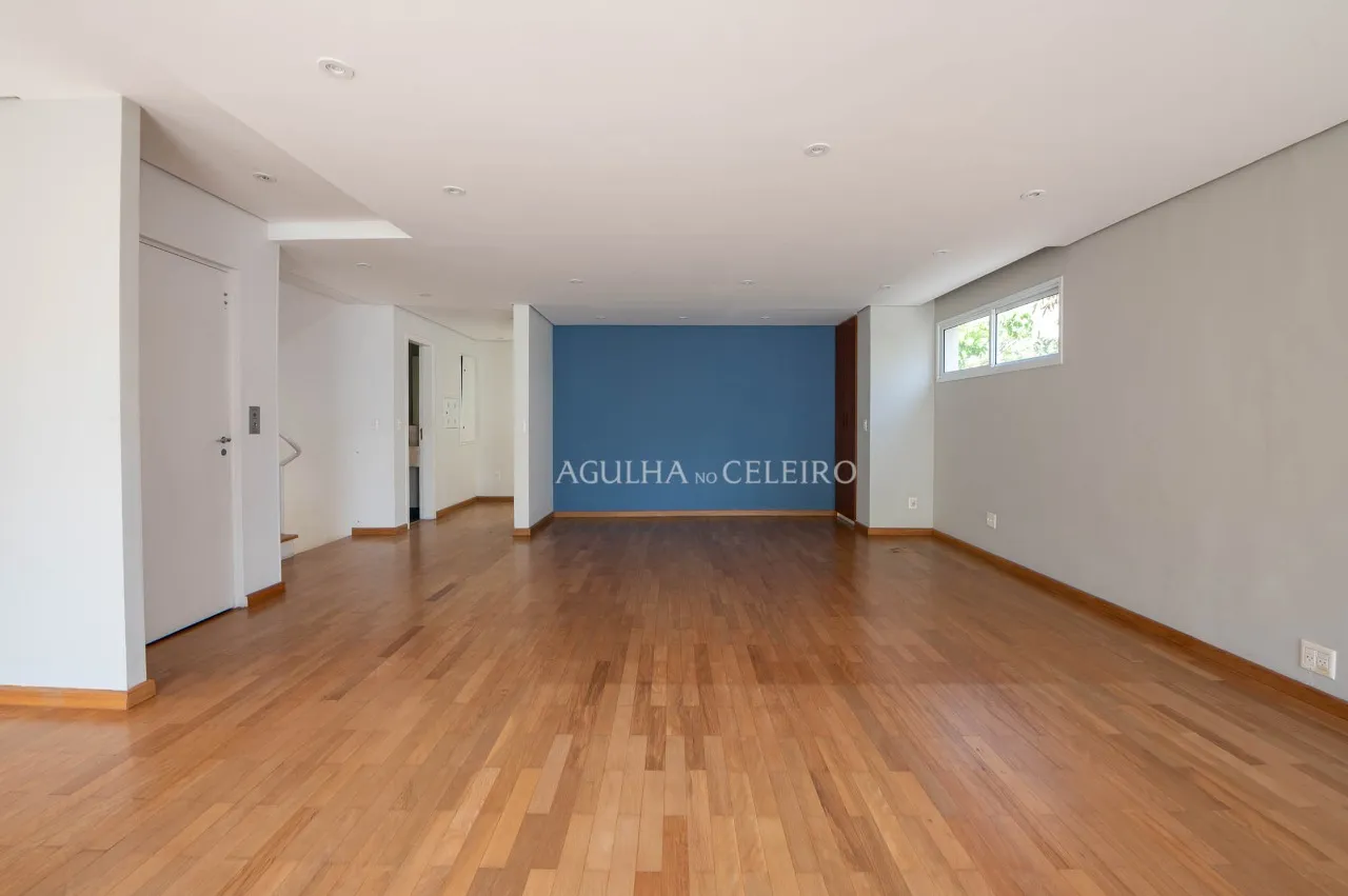 Casa de condomínio reformada à venda na Vila Madalena – 17622