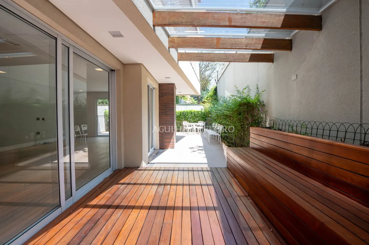 Casa de condomínio reformada à venda na Vila Madalena – 17622