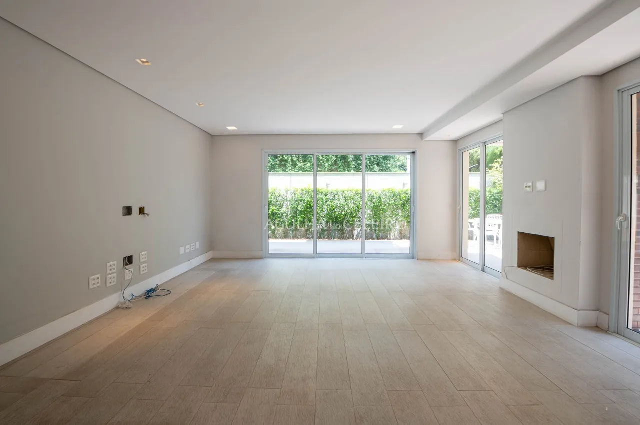 Casa de condomínio reformada à venda na Vila Madalena – 17622